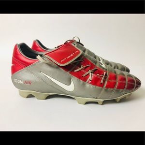 Vintage Nike Air Ninety ll Zoom Air Soccer Cleats